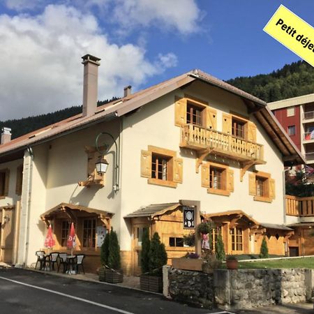 Relais Mont Jura Adults Only Bed & Breakfast Lélex Exterior foto