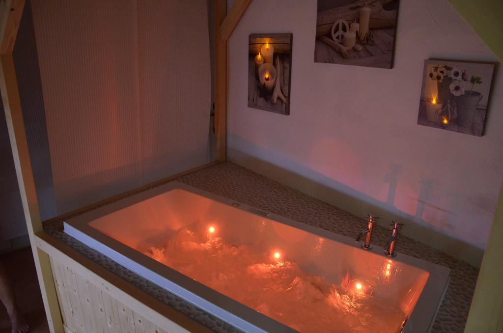 Relais Mont Jura Adults Only Bed & Breakfast Lélex Exterior foto