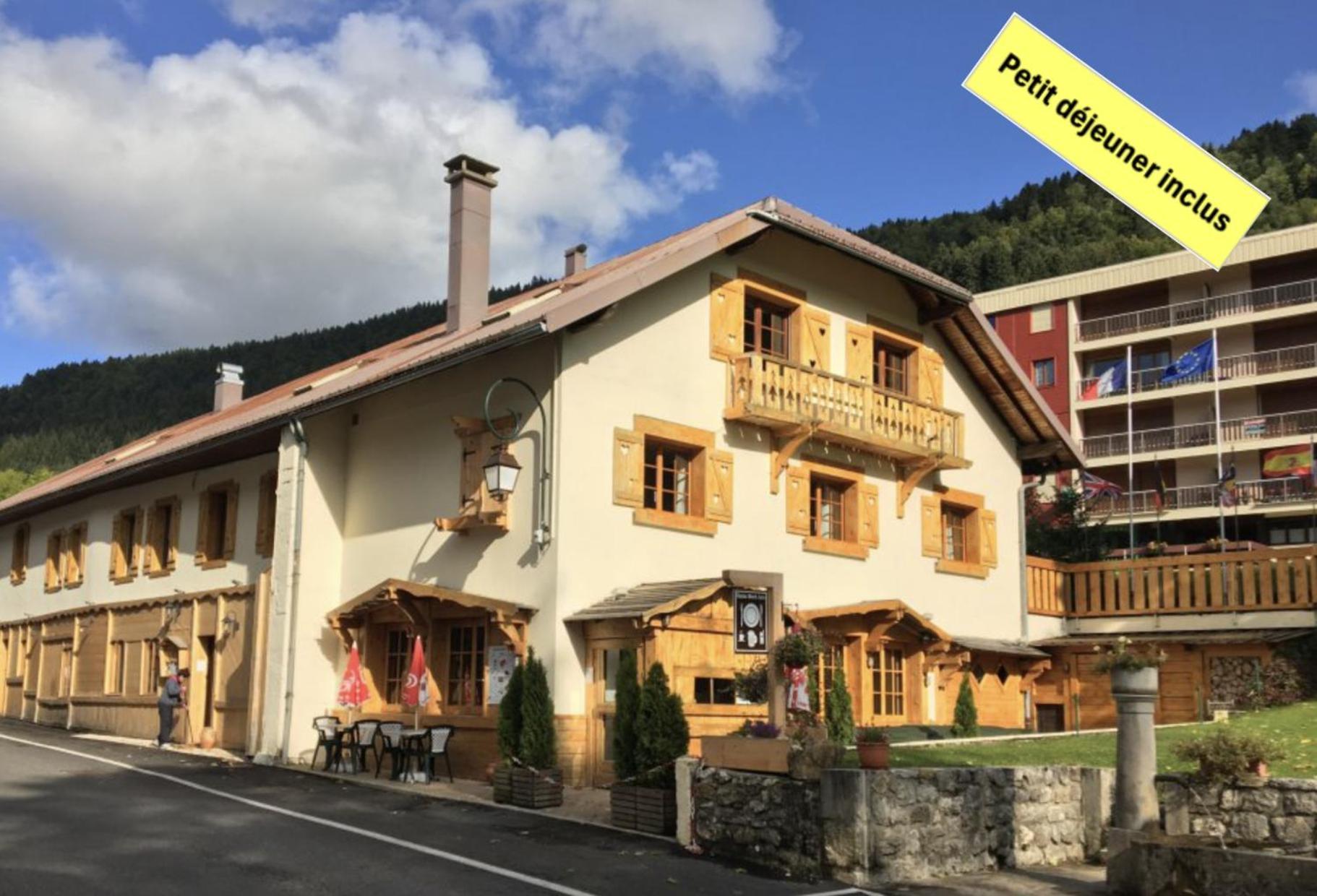 Relais Mont Jura Adults Only Bed & Breakfast Lélex Exterior foto