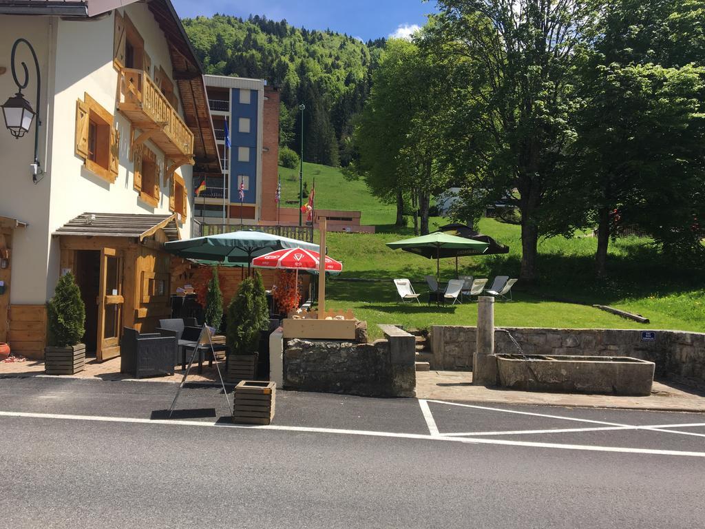 Relais Mont Jura Adults Only Bed & Breakfast Lélex Exterior foto